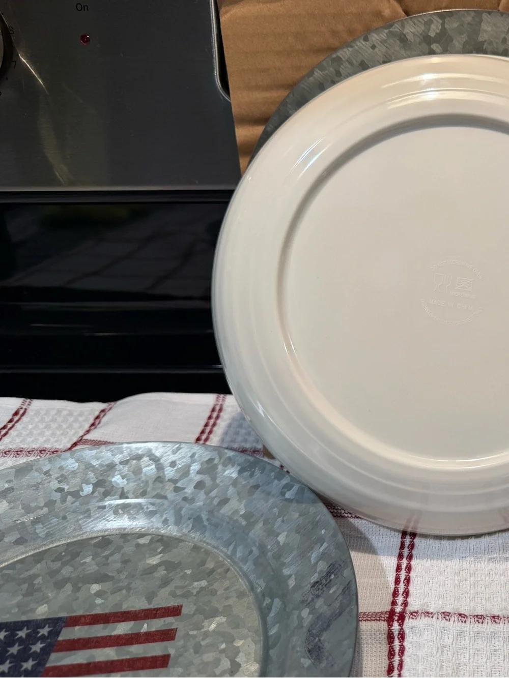 New Pottery Barn Galvanized American Flag Indoor/Outdoor Salad Plates, S/4